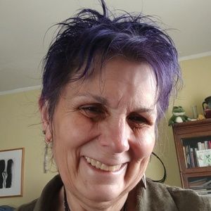 Meet your Posher, Anya